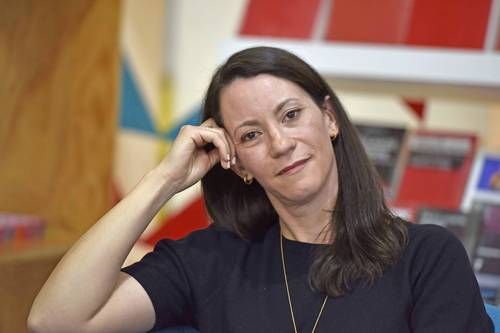 Mariana-Marsal-presenta-Pespuntes-novela-sobre-memoria-identidad-y-costura