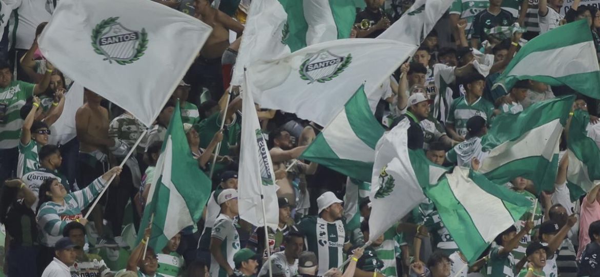 Jugadores-de-Santos-Laguna-donan-recursos-para-apoyar-a-afectados-en-Venezuela