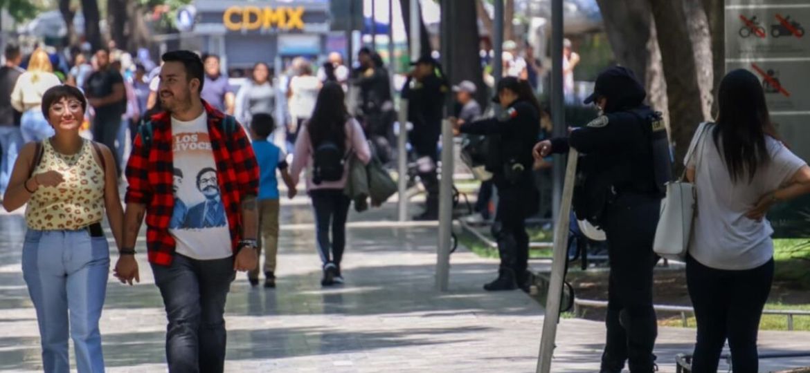 Alameda-Central-amanece-despejada-tras-protesta-por-reordenamiento-de-ambulantes