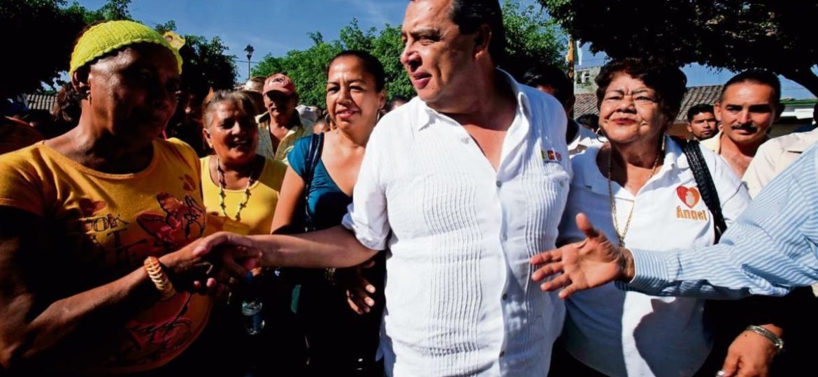 Angel-Aguirre-del-PRI-al-PRD-y-de-la-gubernatura-de-Guerrero-a-la-detencion-por-el-caso-Ayotzinapa