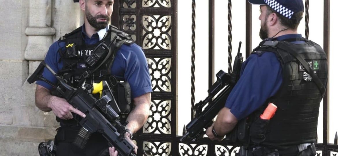 Apunalan-a-cuatro-hombres-en-Covent-Garden-detienen-a-una-mujer-en-Londres