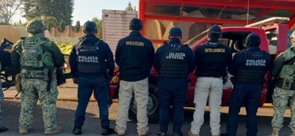 Catean-dos-inmuebles-en-Singuilucan-Hidalgo-aseguran-combustible-y-presunta-droga