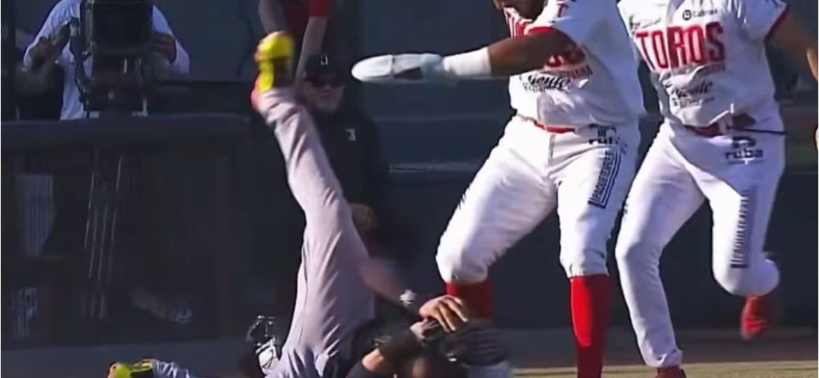 Danry-Vasquez-es-suspendido-indefinidamente-por-agredir-a-Rodolfo-Amador-en-la-LMB