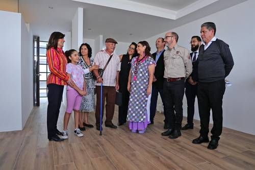 Entregan-36-viviendas-reconstruidas-a-familias-afectadas-por-el-sismo-de-2017-en-Del-Valle