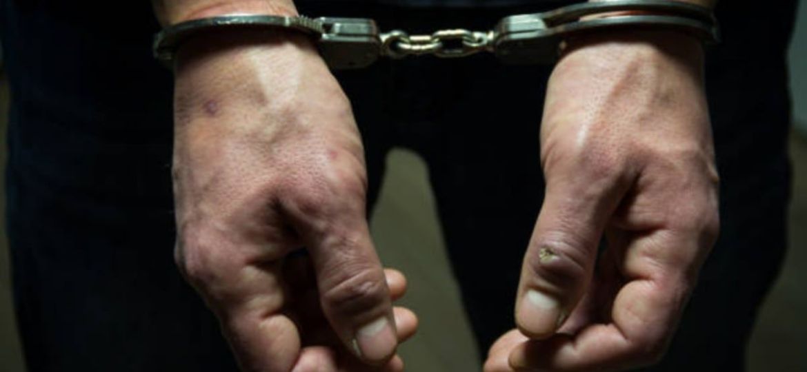 Familias-cuestionan-detencion-de-seis-acusados-de-huachicol-en-Manzanillo