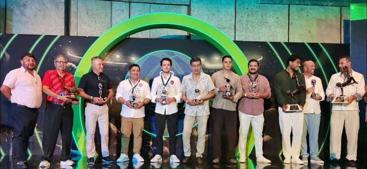 Liga-Premier-reconoce-a-los-protagonistas-de-la-temporada-2025-2026-en-su-gala-de-premiacion