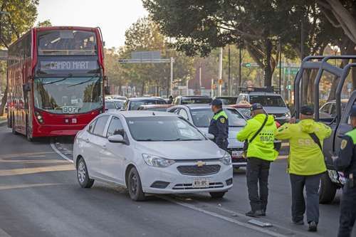Metrobus-registra-mas-de-1.6-millones-de-invasiones-al-carril-confinado-en-11-meses