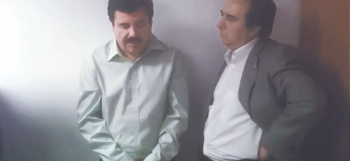 Revelan-foto-inedita-de-Tomas-Zeron-interrogando-a-El-Chapo-tras-su-captura-en-2014