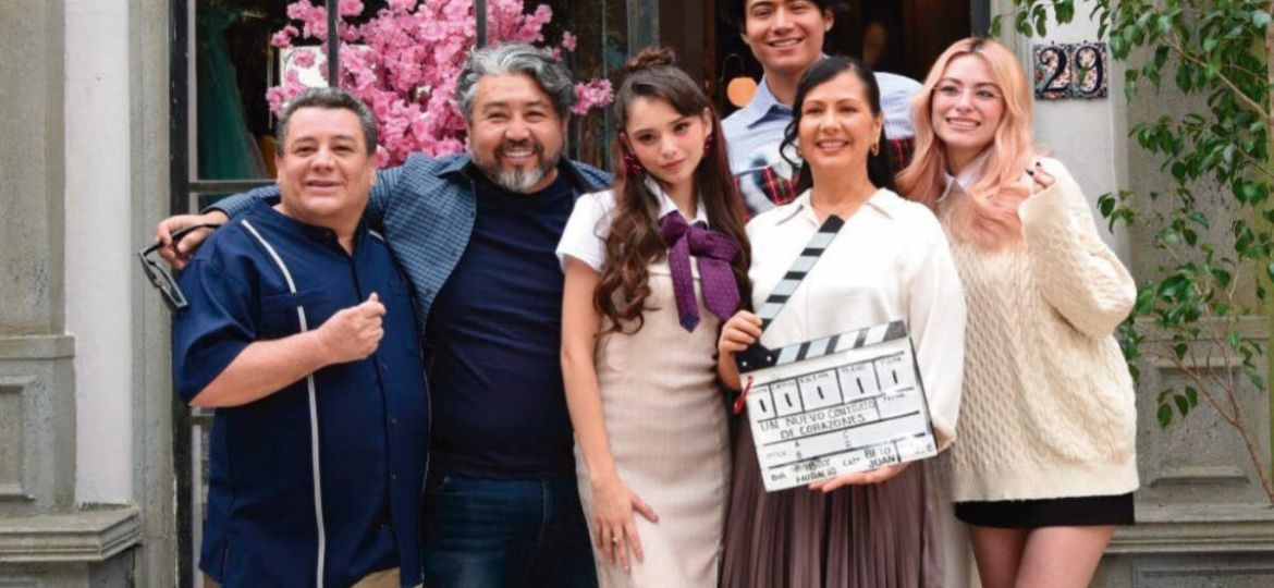 Roberto-Tello-defiende-el-regreso-del-amor-fresa-en-Contrato-de-corazones