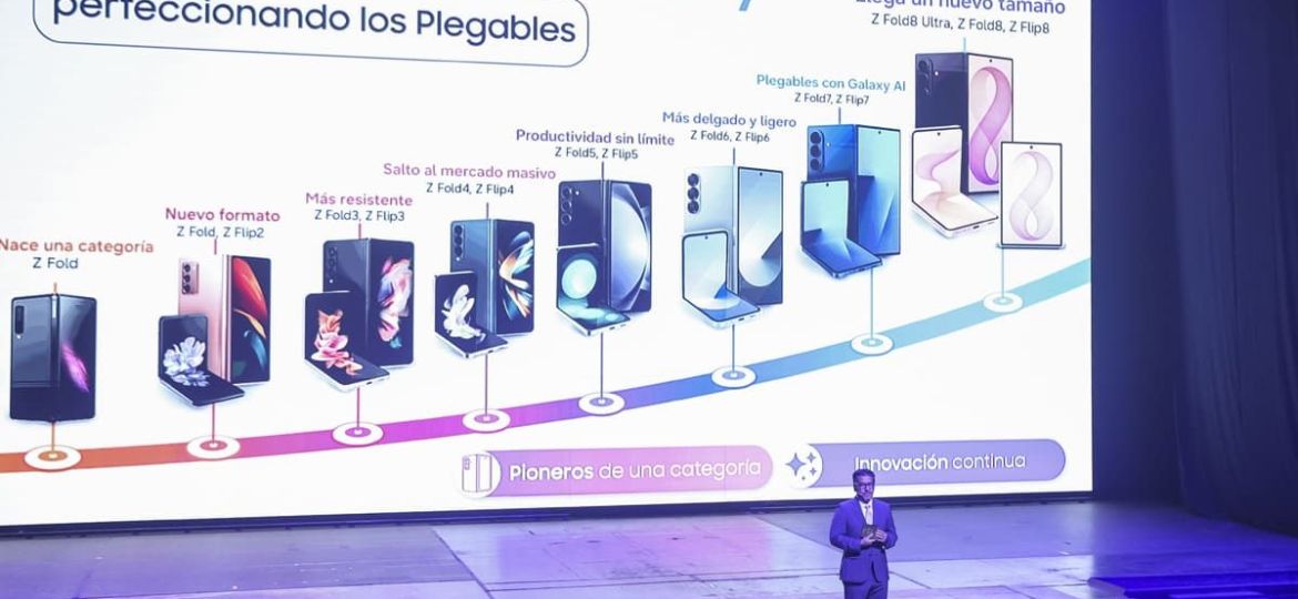 Samsung-presenta-en-Mexico-su-nueva-generacion-de-celulares-plegables-Galaxy-Z