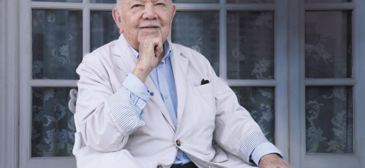 Sergio-Corona-casi-a-los-98-anos-sigue-dispuesto-a-volver-a-actuar