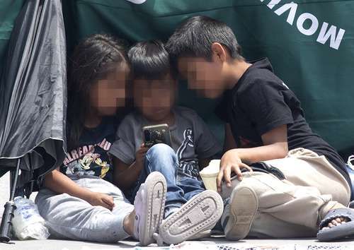 Sheinbaum-plantea-volver-al-papel-y-lapiz-en-las-escuelas-y-regular-el-uso-de-celulares