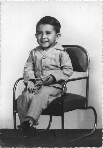 Siglo-XXI-recupera-la-autobiografia-de-juventud-de-Carlos-Monsivais