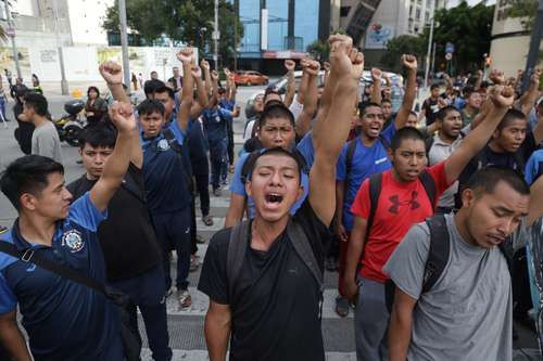Sinaloa-y-Somos-Mexico-enfrentan-decisiones-clave-en-el-escenario-politico-nacional