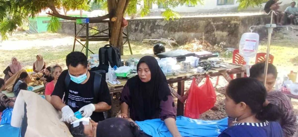 Terremoto-de-magnitud-7.7-en-Indonesia-deja-al-menos-47-muertos