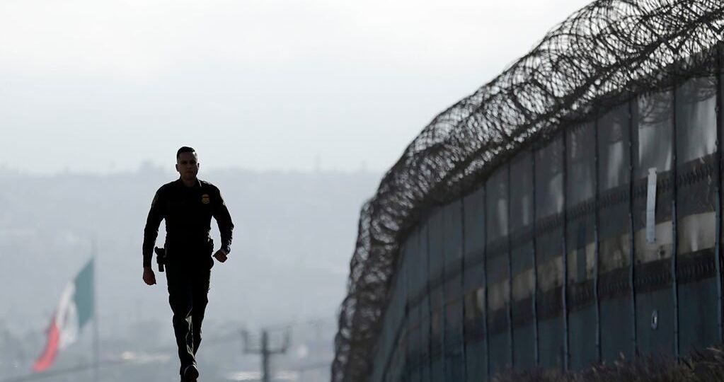 Trump-busca-que-Mexico-detenga-a-migrantes-en-la-frontera-con-EU-Rubio-exige-acciones-decisivas