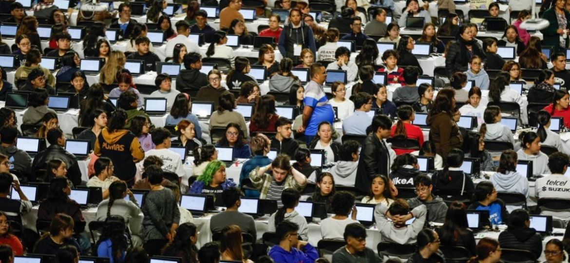 UNAM-reporta-dos-intentos-de-trampa-y-16-fallas-tecnicas-durante-examen-de-control