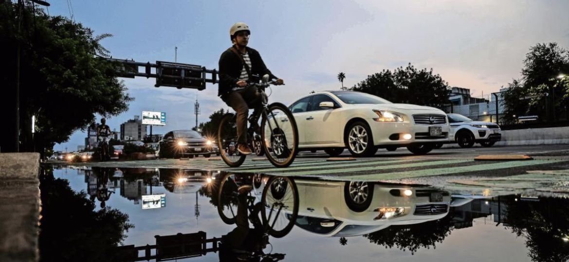 Usuarios-detectan-obstaculos-nocturnos-en-la-ciclovia-de-Tlalpan