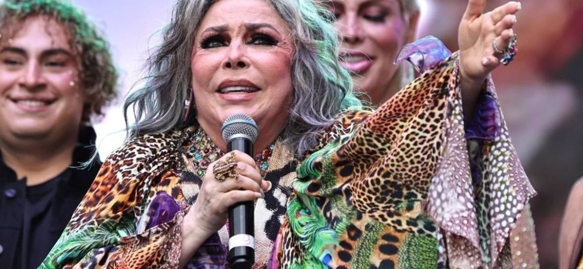 Veronica-Castro-renueva-su-imagen-a-los-73-anos-y-sorprende-a-sus-seguidores